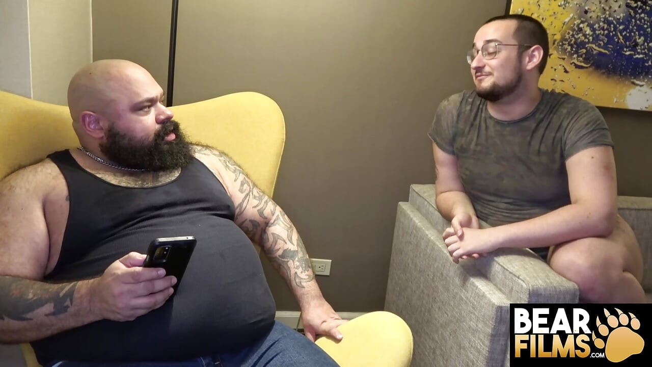 BEARFILMS Fret Rosewood And Texas Hound Engages Bareback Session,Bear Films